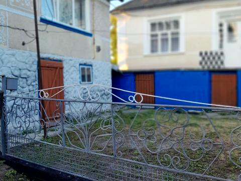 будинок за адресою Дружби