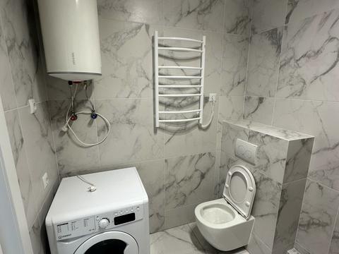 квартира за адресою Миколи Бажана просп., (Будинок 4)