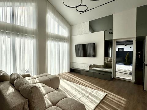 дом по адресу с. Крюковщина, Благовестная ул.