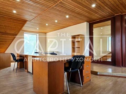 комерційна за адресою Центральна вул. (Чапаєва), 2