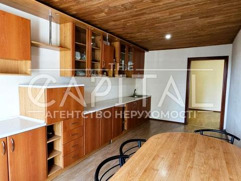 комерційна за адресою Центральна вул. (Чапаєва), 2