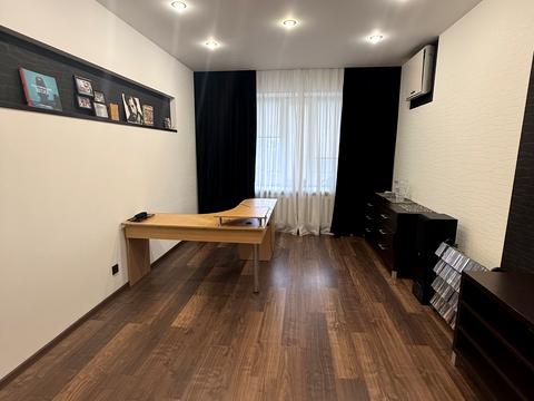 квартира за адресою Українська вул., 6-А