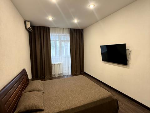 квартира за адресою Українська вул., 6-А