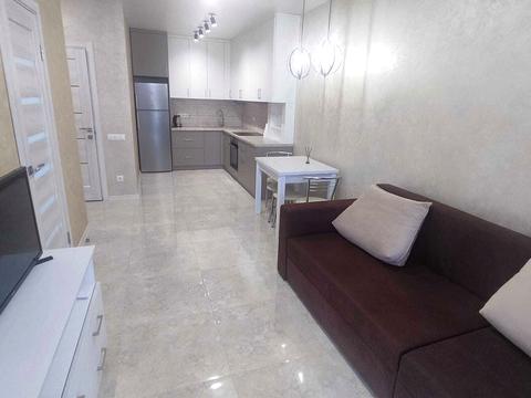 квартира по адресу Героев Майдана ул., 1