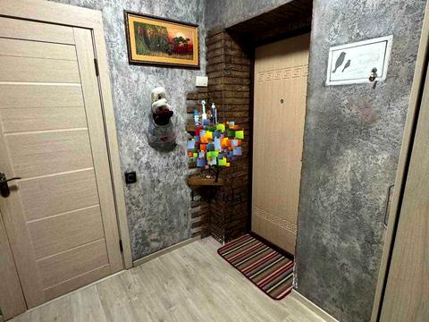 квартира за адресою с. Петропавлівська Борщагівка, Миру вул., 23