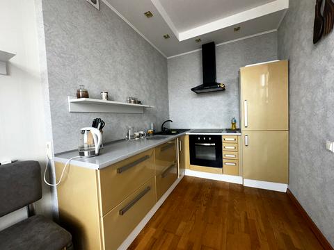 квартира по адресу Жилянская ул., 118