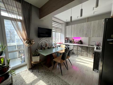 квартира за адресою Павлівський майдан пл. (Рози Люксембург майдан), 2