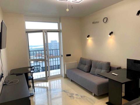 квартира за адресою Набережна вул., 8д