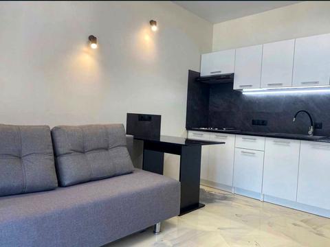 квартира за адресою Набережна вул., 8д