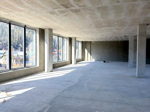 комерційна за адресою Грушевського вул., 68