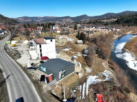 комерційна за адресою Грушевського вул., 68