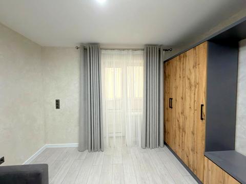 квартира за адресою Роксолани вул., 9