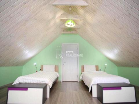 будинок за адресою Нова