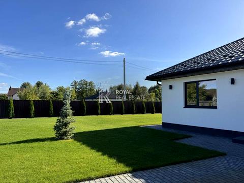 будинок за адресою Центральна вул.