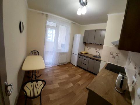 квартира за адресою Райдужний масив вул., 7-Б