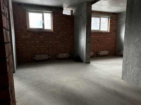 комерційна за адресою Вільгельма Котарбінського вул. (Миколи Кравченка), 24