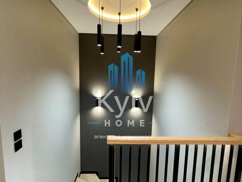 будинок за адресою Лобановського вул.