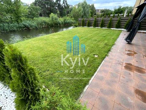 будинок за адресою Лобановського вул.