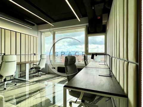 комерційна за адресою Кловський узвіз (Кловський), 7