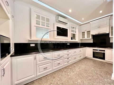 комерційна за адресою Кловський узвіз (Кловський), 7