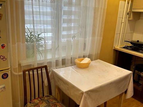 квартира за адресою Зодчих вул., 26