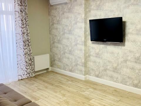 квартира за адресою Академіка Глушкова просп., 9-Д