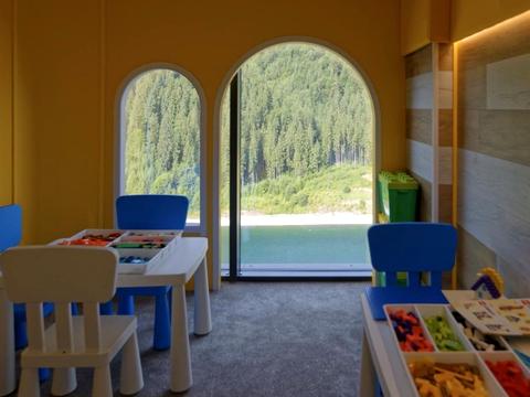 квартира за адресою с. Поляниця, урочище Щивки вул., (Будинок)