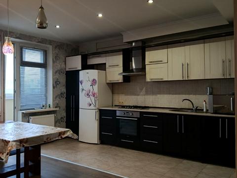 квартира за адресою Академіка Сахарова вул., 36