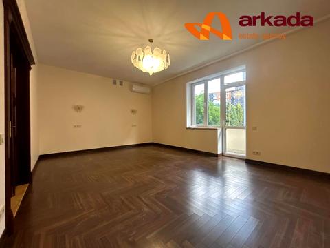 квартира за адресою Республіканська вул., 14-Б