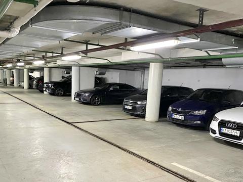 комерційна за адресою Старонаводницька вул., 19/25