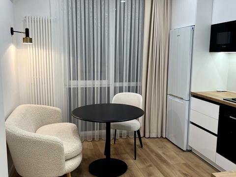 квартира за адресою Дениса Січинського вул., 2а