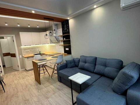 квартира за адресою Гвардійців-Широнінців вул., (Будинок 8)