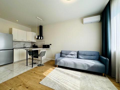 квартира за адресою Андрія Верхогляда вул. (Михайла Драгомирова), 14-А