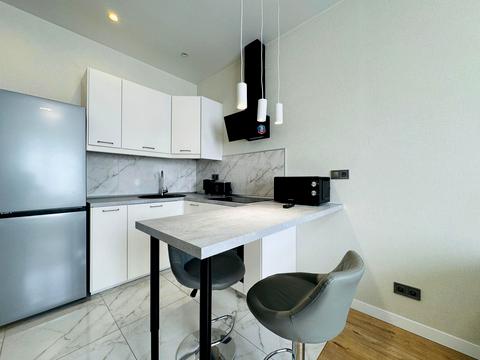 квартира за адресою Андрія Верхогляда вул. (Михайла Драгомирова), 14-А