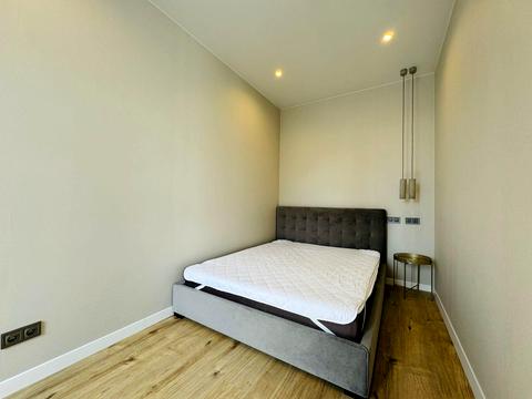 квартира за адресою Андрія Верхогляда вул. (Михайла Драгомирова), 14-А