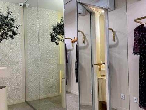 комерційна за адресою Василя Тютюнника вул. (Анрі Барбюса), 56