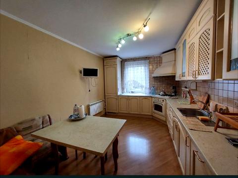 квартира за адресою Велика Кільцева вул., 138