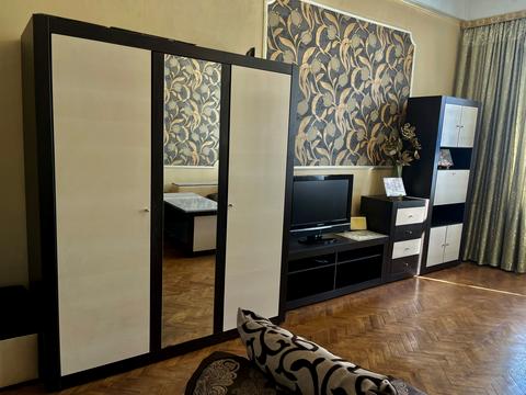 квартира по адресу Одесская ул., 3