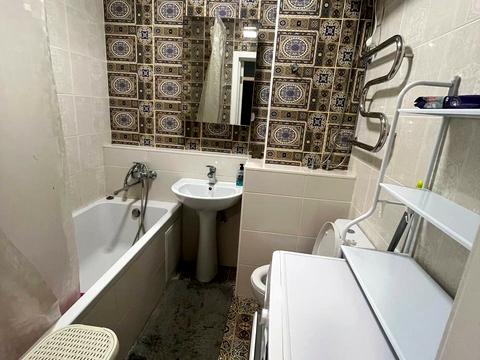 квартира за адресою Дениса Рачінського вул. (Комбінатна), 25