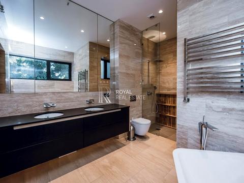 дом по адресу центральна