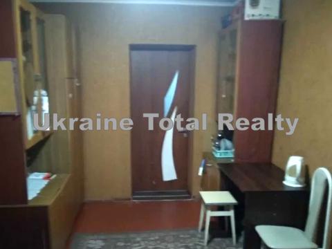 квартира за адресою Азербайджанська вул. (Бакинських Комісарів), 8-Б