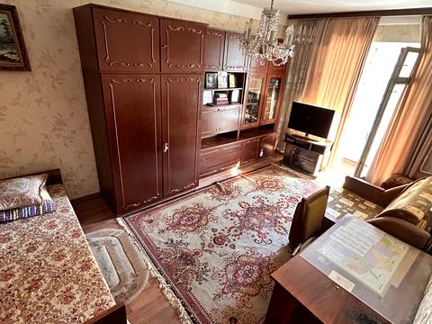 квартира за адресою Ореста Левицького вул. (Академіка Курчатова), 25/37