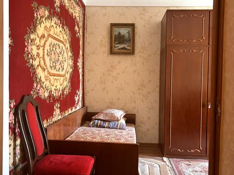 квартира за адресою Ореста Левицького вул. (Академіка Курчатова), 25/37