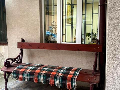 комерційна за адресою Духновича вул., 8