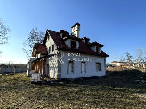 будинок за адресою Вишнева вул., 1