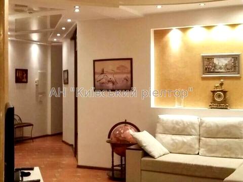 квартира за адресою Дніпровська набережна вул., 1