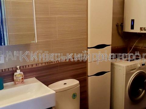 квартира за адресою Дніпровська набережна вул., 1