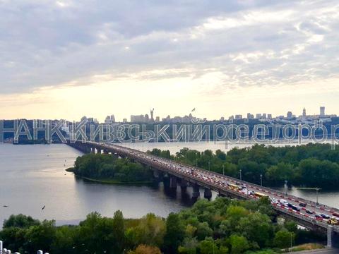 квартира за адресою Дніпровська набережна вул., 1