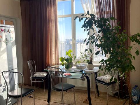 квартира за адресою Валерія Лобановського просп. (Червонозоряний), 4-Г