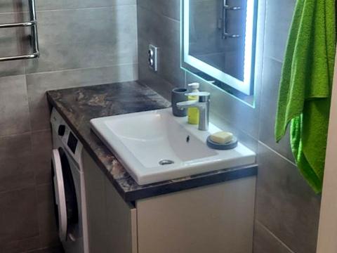 квартира за адресою Шолуденка вул., 18